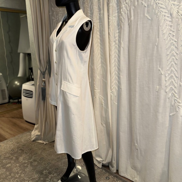Yohji Yamamoto White Asymmetrical Button-Down Dress (Size 2) - Picture 15 of 16